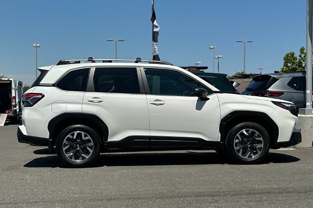 New 2026 Subaru Forester Premium AWD/4WD image 3