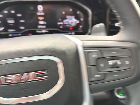 Used 2025 GMC Sierra 1500 Elevation w/ Preferred Package AWD/4WD image 30