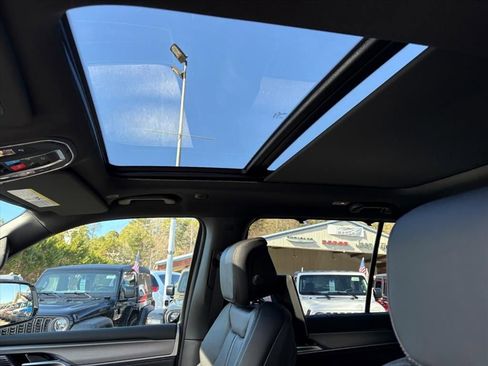 New 2026 Jeep Grand Wagoneer Limited image 11