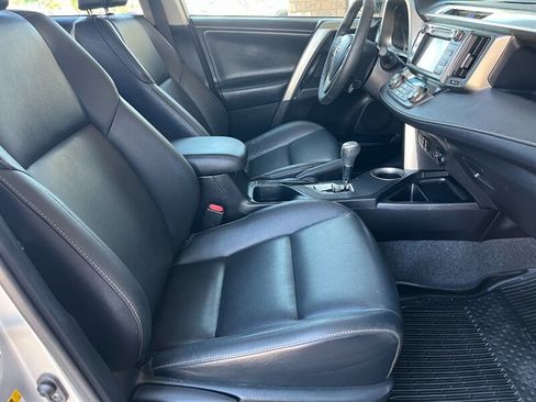 Used 2015 Toyota RAV4 Limited AWD/4WD image 13