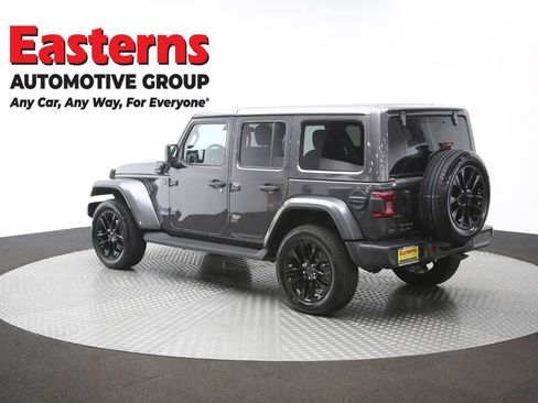 Used 2025 Jeep Wrangler Unlimited Sahara AWD/4WD image 63