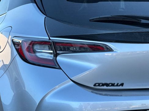 Used 2020 Toyota Corolla XSE image 13