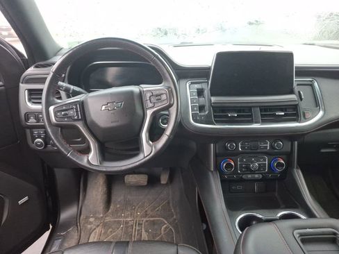 Used 2022 Chevrolet Suburban RST image 12