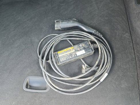 Used 2022 Jeep Grand Cherokee Overland w/ Luxury Tech Group IV image 18