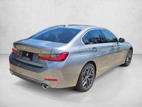 Used 2025 BMW 330i Sedan image 5