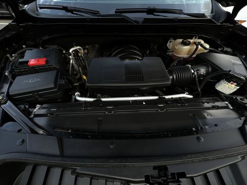 Used 2024 Cadillac Escalade ESV Sport RWD image 30