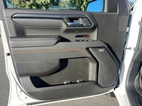 Used 2025 GMC Sierra 1500 AT4 AWD/4WD image 19