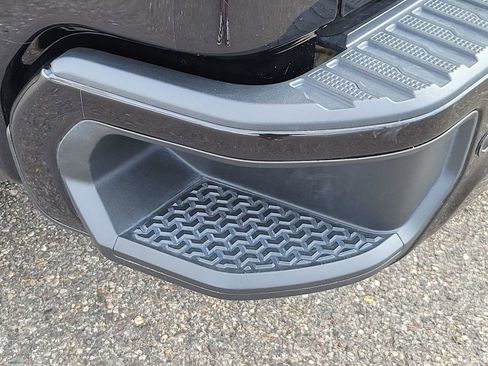 Used 2020 GMC Sierra 3500 Denali w/ Denali Ultimate Package image 12