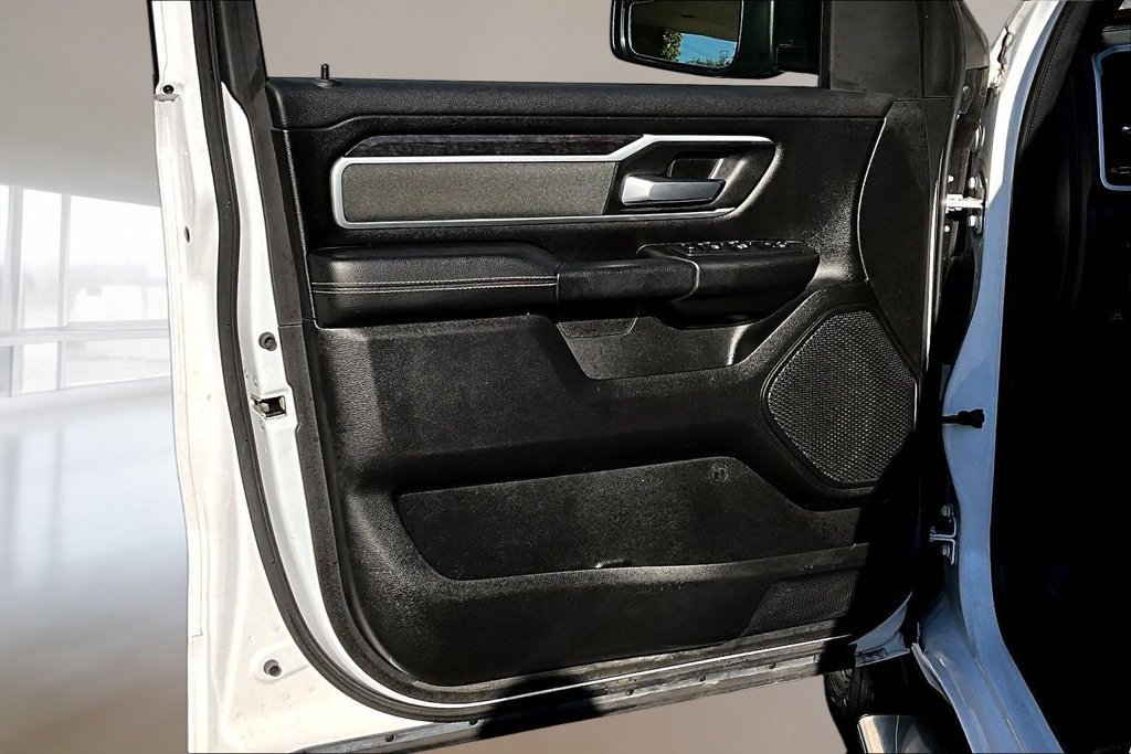 Used 2023 RAM 1500 Big Horn AWD/4WD image 18