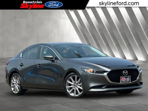 Used 2019 MAZDA MAZDA3 AWD Sedan w/ Preferred Package image 1