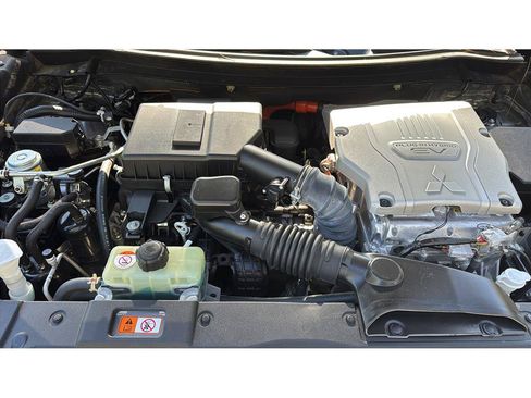 Used 2020 Mitsubishi Outlander SEL AWD/4WD image 43