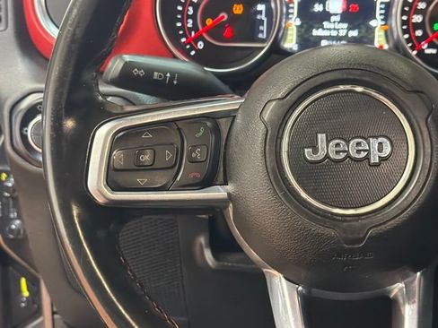 Used 2020 Jeep Gladiator Rubicon AWD/4WD image 22
