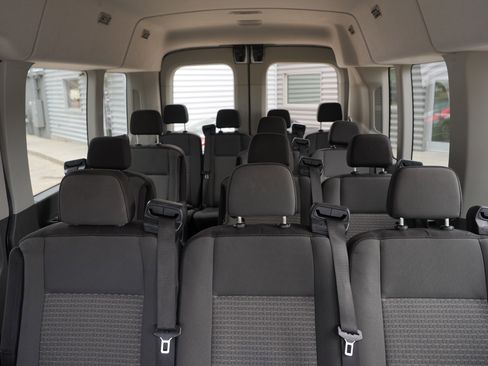 Used 2023 Ford Transit 350 XLT RWD image 34
