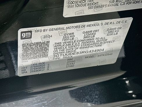 Certified 2024 GMC Sierra 1500 SLT w/ SLT Convenience Package AWD/4WD image 32