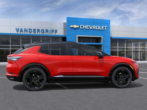 New 2026 Chevrolet Equinox EV RS w/ Convenience Package II FWD image 31