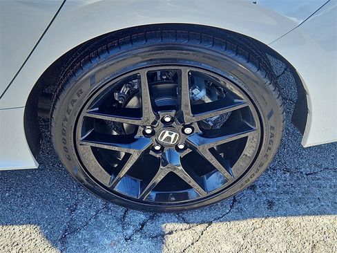 Certified 2024 Honda Civic Sport image 8