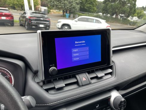 Certified 2025 Toyota RAV4 XLE AWD/4WD image 21