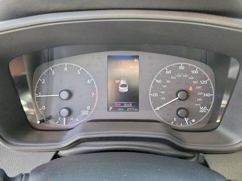 Used 2025 Toyota Corolla LE FWD image 21
