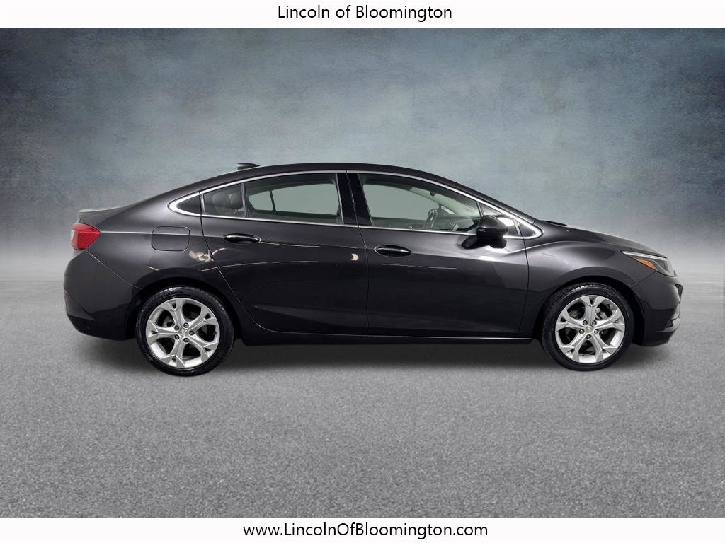 Used 2017 Chevrolet Cruze Premier FWD image 7