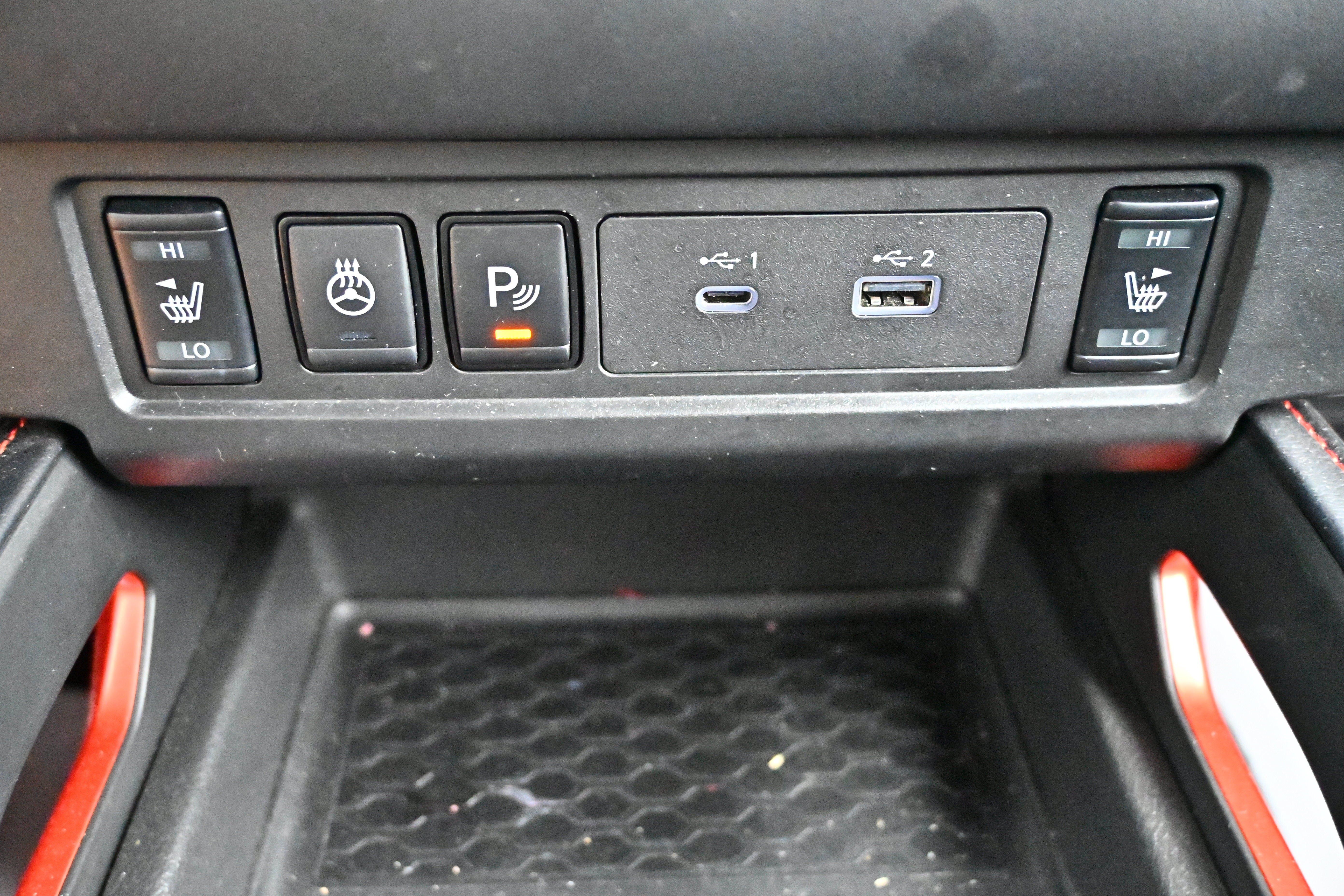 Certified 2024 Nissan Frontier PRO-4X w/ Pro Convenience Package AWD/4WD image 32