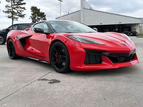 Used 2025 Chevrolet Corvette Z06 w/ Battery Protection Package image 7