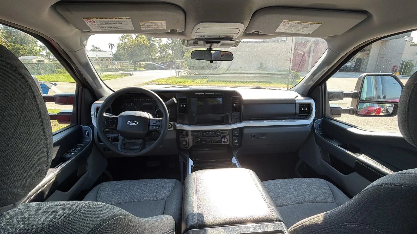 Used 2024 Ford F350 XLT AWD/4WD image 8
