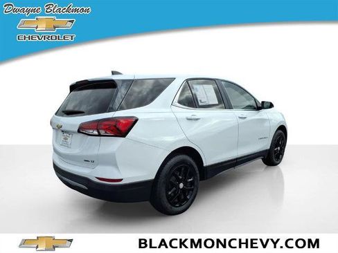 Used 2023 Chevrolet Equinox LT AWD/4WD image 3