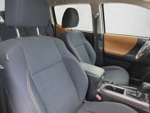 Used 2019 Toyota Tacoma SR5 image 25