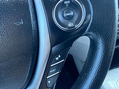 Used 2017 Honda Pilot EX image 38