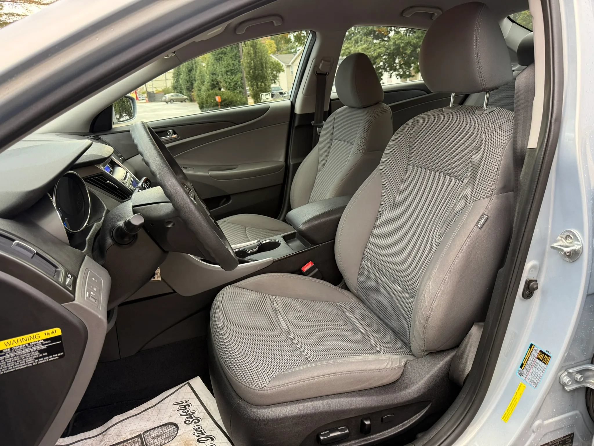 Used 2012 Hyundai Sonata GLS w/ Popular Equipment Pkg FWD image 11