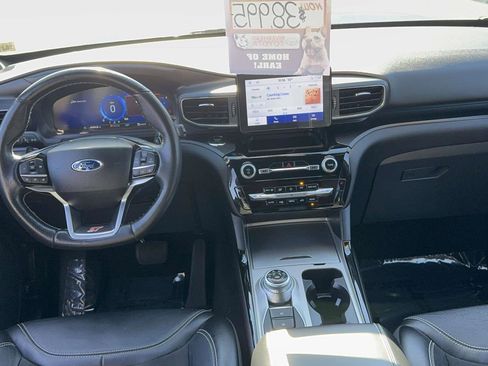 Used 2022 Ford Explorer ST w/ ST High-Performance Pack image 13