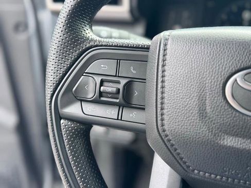 Used 2025 Toyota Tacoma SR5 image 13