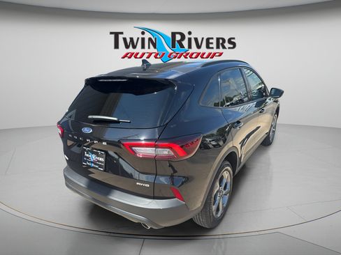 Used 2025 Ford Escape ST-Line Select AWD/4WD image 4