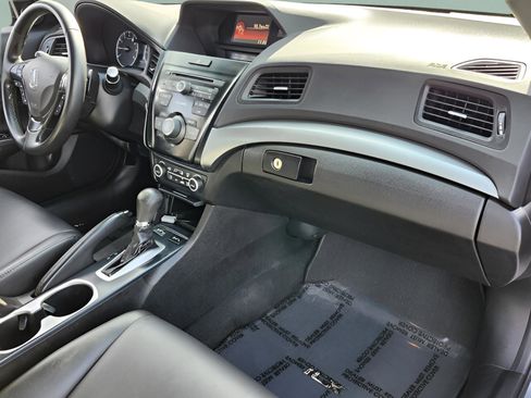 Used 2018 Acura ILX w/ Special Edition Package image 16