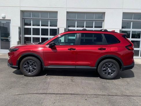 Used 2026 Honda CR-V TrailSport image 3