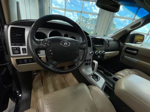 Used 2008 Toyota Sequoia Platinum w/ Cold Area Pkg AWD/4WD image 12