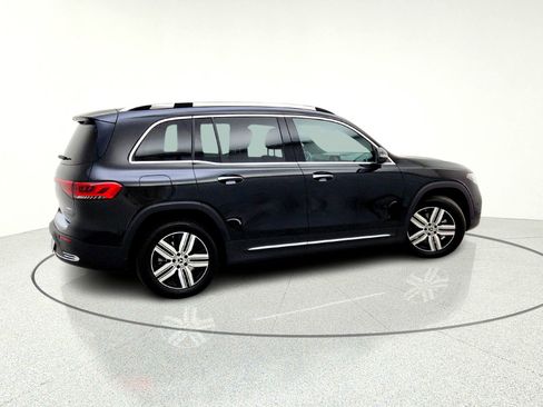 Certified 2023 Mercedes-Benz EQB 300 4MATIC image 10