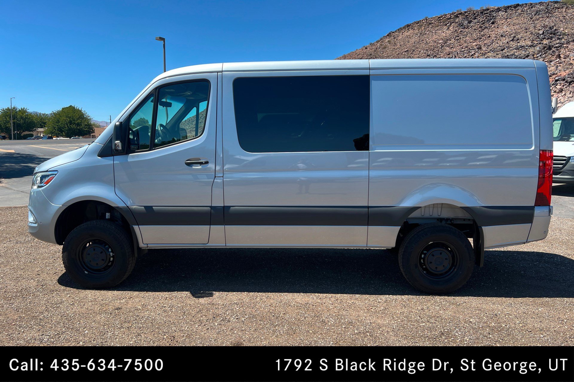 Used 2026 Mercedes-Benz Sprinter 2500 image 2