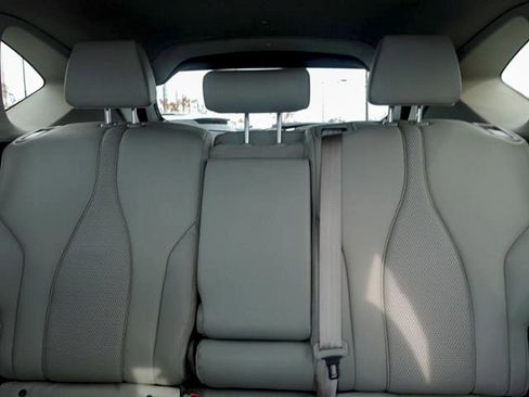 Used 2019 Acura RDX FWD w/ Technology Package image 16