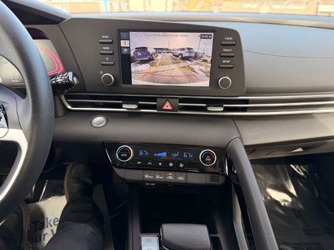 New 2025 Hyundai Elantra Blue Blue DCT image 18