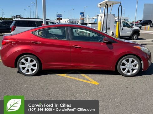 Used 2013 Hyundai Elantra Limited w/ Technology Pkg FWD image 7