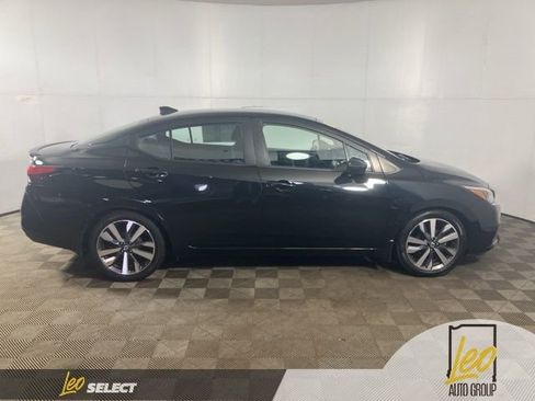 Used 2020 Nissan Versa SR w/ Convenience Package image 7