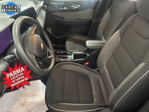 Certified 2024 Chevrolet TrailBlazer LT w/ Driver Confidence Package image 9