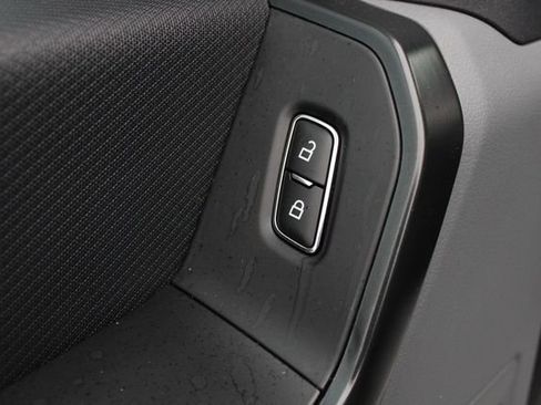 Used 2023 Ford F150 XL image 5