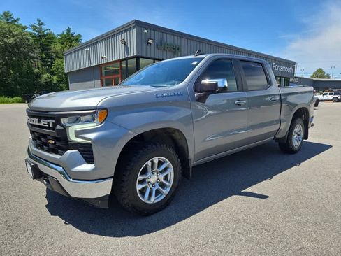 Used 2023 Chevrolet Silverado 1500 LT AWD/4WD image 16