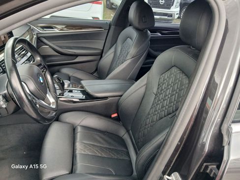 Used 2021 BMW 530i 530i Sedan 4D image 11