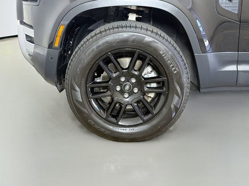 Certified 2025 Land Rover Defender 110 S AWD/4WD image 37