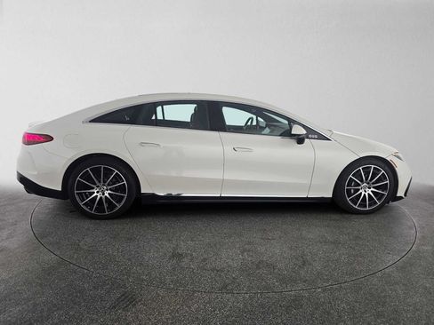Used 2022 Mercedes-Benz EQS 450+ Sedan image 2