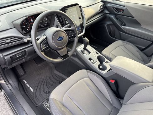 Used 2025 Subaru Crosstrek 2.5i Premium w/ Convenience Package #2 image 29