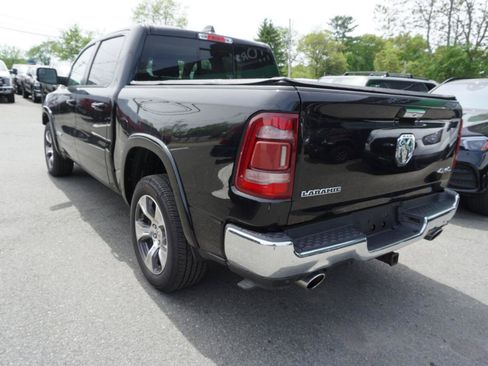 Used 2020 RAM 1500 Laramie AWD/4WD image 6